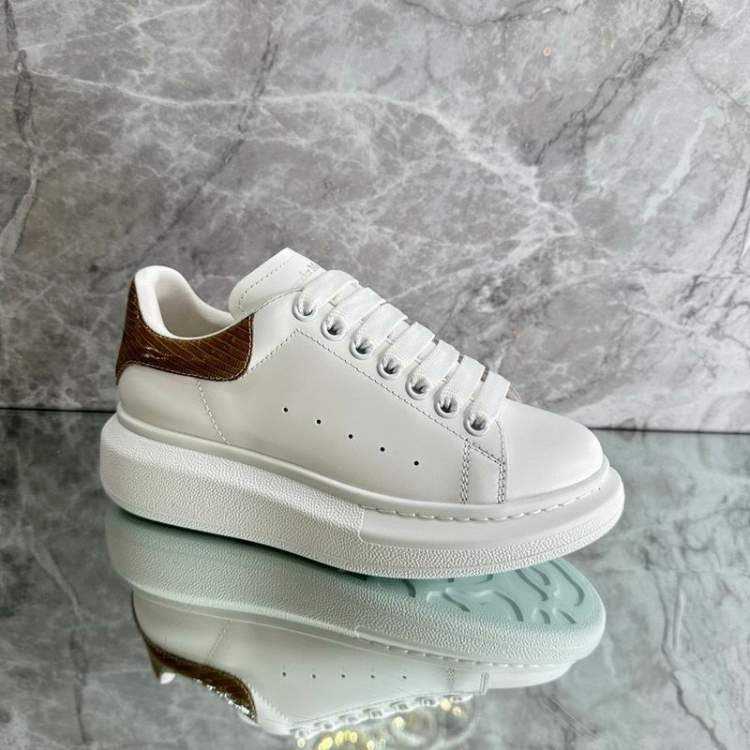 Picture of Alexander McQueen Shoes _SKUAlexanderMcQueensz34-46hnm0103234